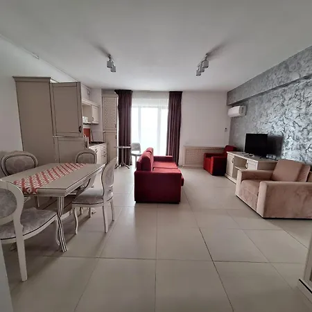 Miriam Aparthotel *