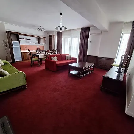 Miriam Aparthotel *